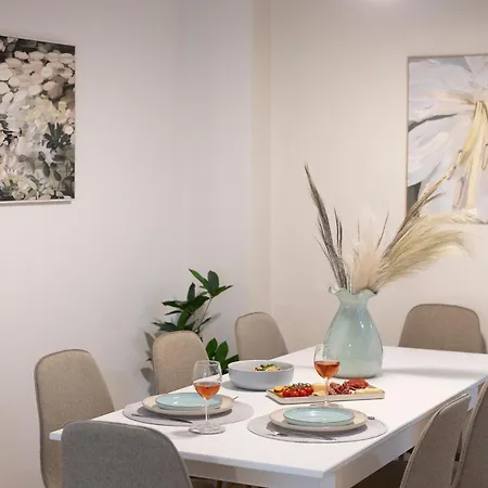 Superior 3br, 3kingbeds, Center, Balcony Apartmán *