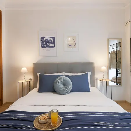 Superior 3br, 3kingbeds, Center, Balcony * سالونيك